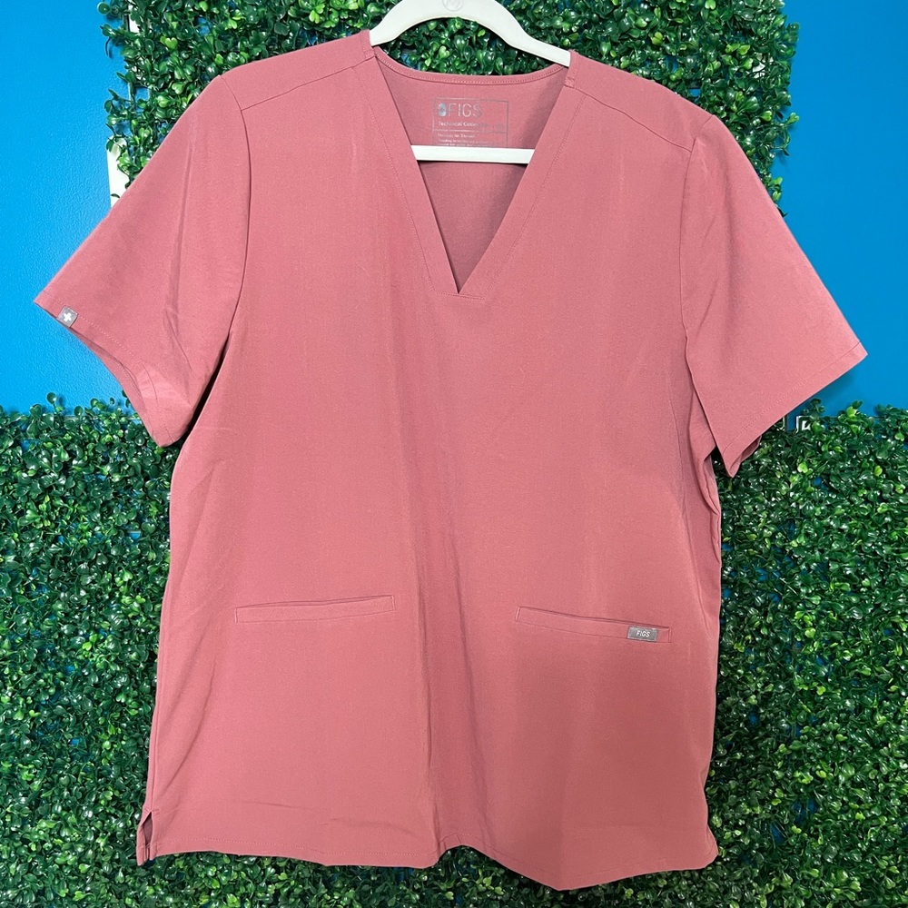 FIGS-women's Mauve Casma™ - Three-Pocket Scrub Top - 2XL / Mauve